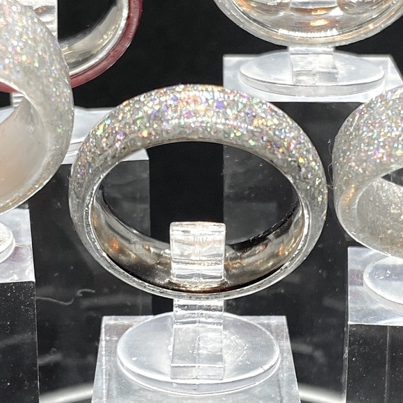 Real diamonds and made by hand - Picture 2 of 6